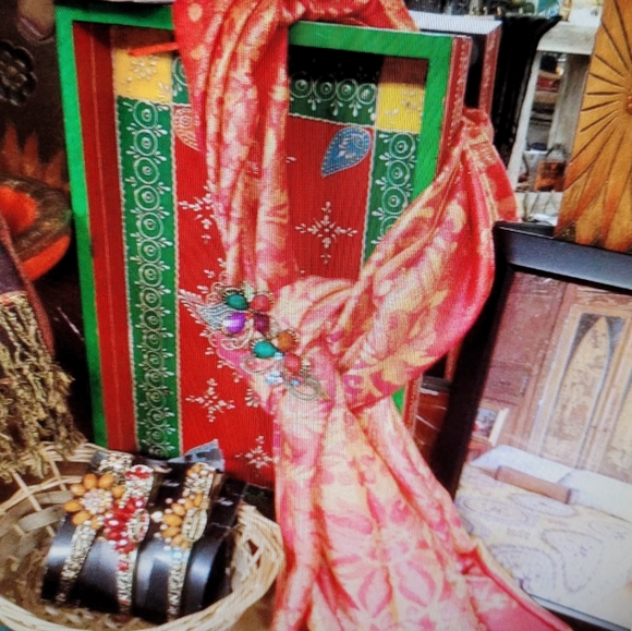 HI WELCOME TO MY STORE..ON POSHMARK - Picture 9 of 16